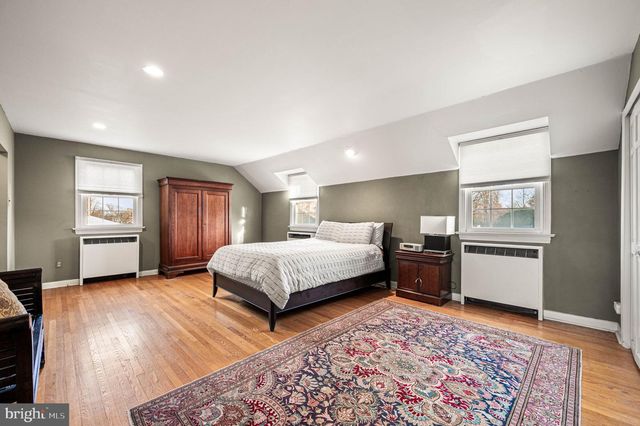 601 S EAGLE RD, Havertown, PA 19083