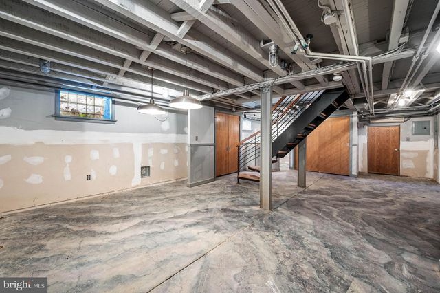 601 S EAGLE RD, Havertown, PA 19083