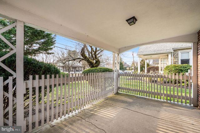 601 S EAGLE RD, Havertown, PA 19083