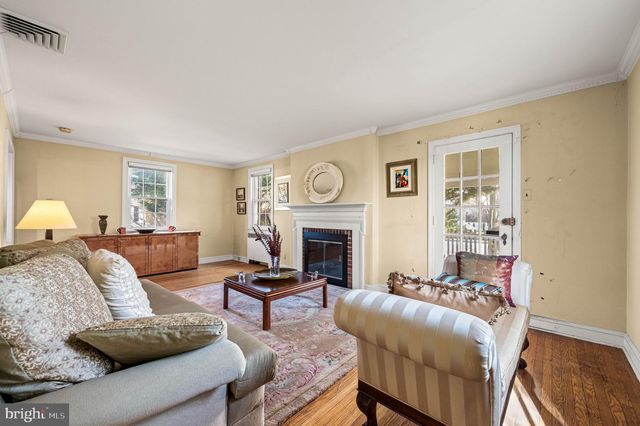 601 S EAGLE RD, Havertown, PA 19083