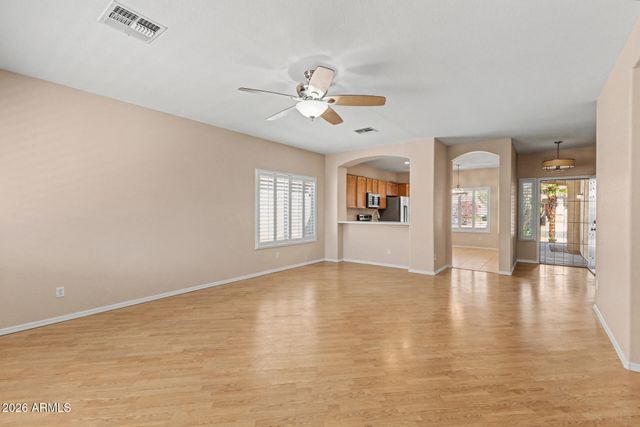 8373 W MARY ANN Drive, Peoria, AZ 85382