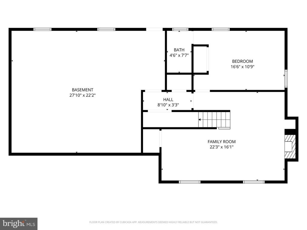 877 TRUSLOW RD, Fredericksburg, VA 22406