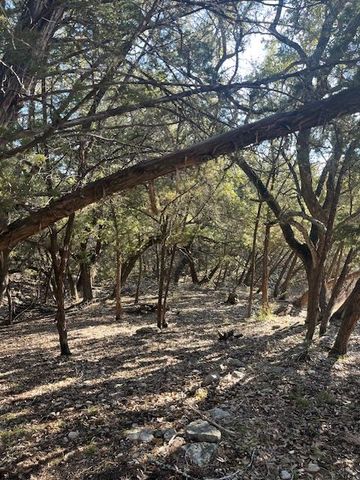 201 Assiniboia DR, Canyon Lake, TX 78133