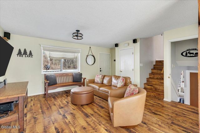 63 Rainbow Trail, Queensbury, NY 12804