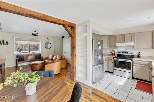 63 Rainbow Trail, Queensbury, NY 12804