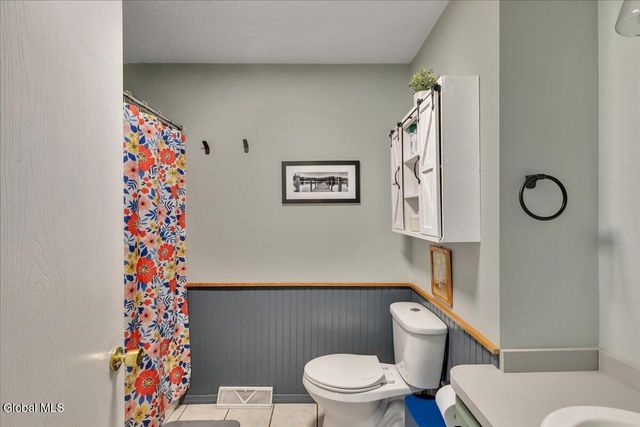 63 Rainbow Trail, Queensbury, NY 12804