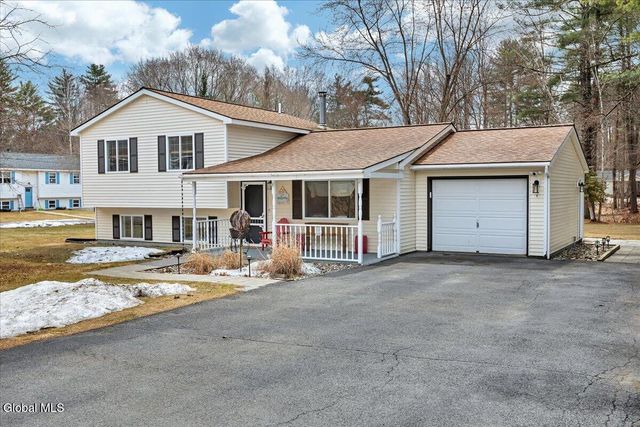 63 Rainbow Trail, Queensbury, NY 12804