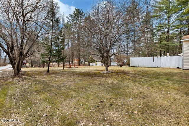 63 Rainbow Trail, Queensbury, NY 12804