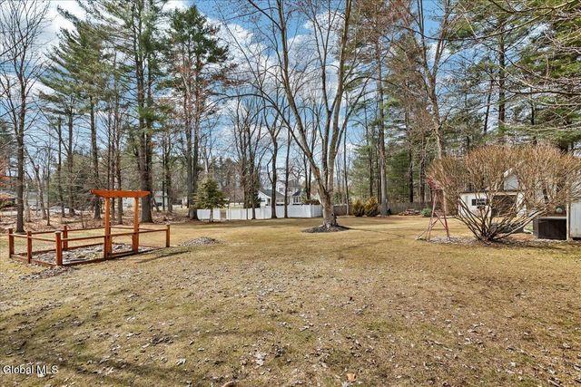 63 Rainbow Trail, Queensbury, NY 12804