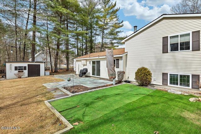63 Rainbow Trail, Queensbury, NY 12804
