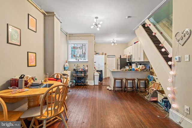 4139 WOODLAND AVE, Philadelphia, PA 19104