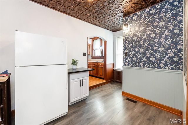 8 Kircher Place, Belleville, IL 62220