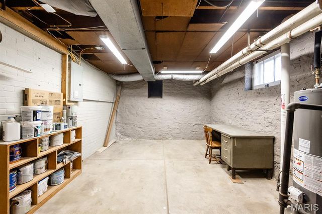 8 Kircher Place, Belleville, IL 62220