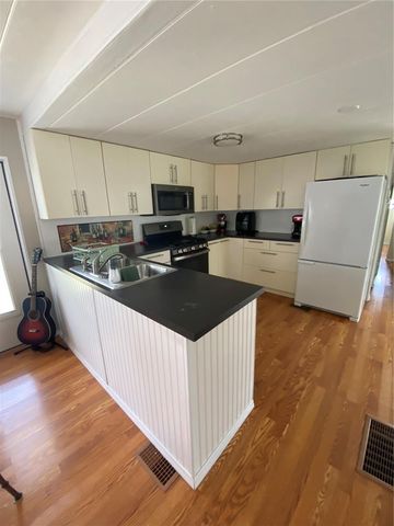 5025 PALENA BLVD., North Port, FL 34287