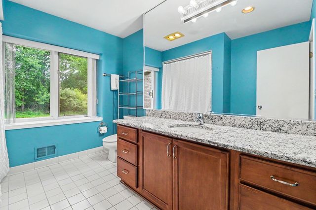 5635 Stanhope Street, West Bloomfield Twp, MI 48322
