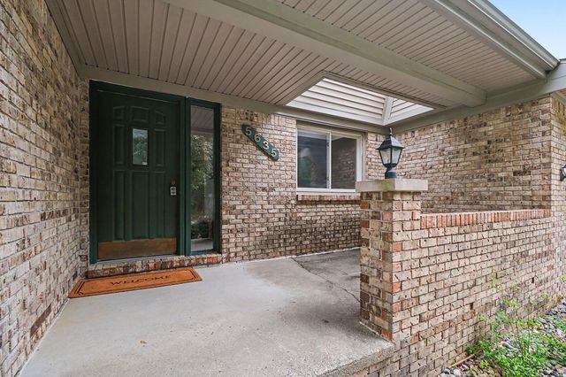 5635 Stanhope Street, West Bloomfield Twp, MI 48322