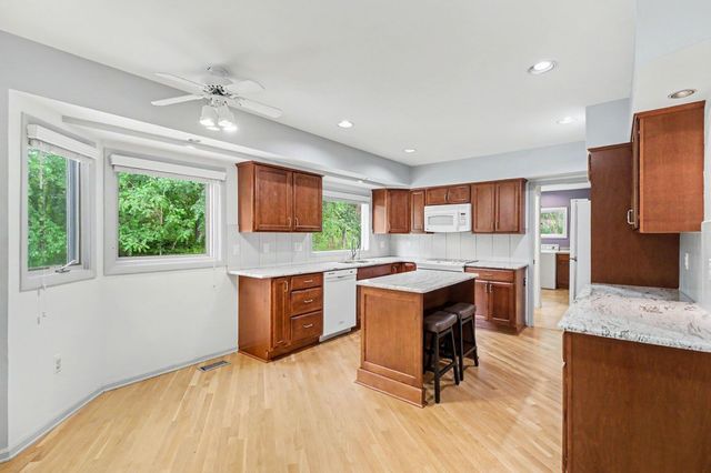 5635 Stanhope Street, West Bloomfield Twp, MI 48322
