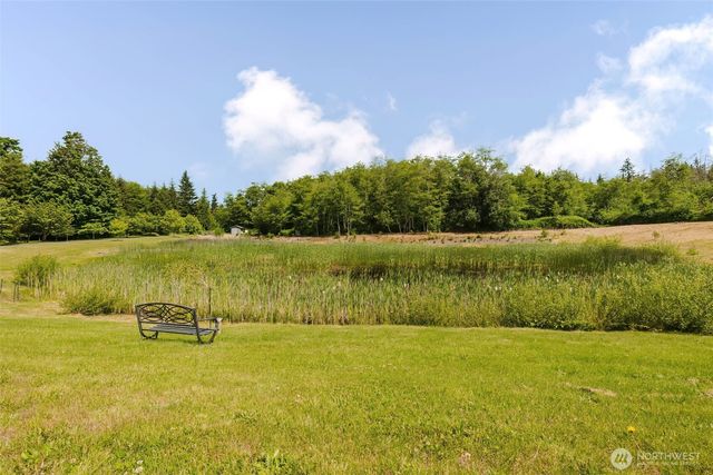 38743 Tinker Place NE, Hansville, WA 98340