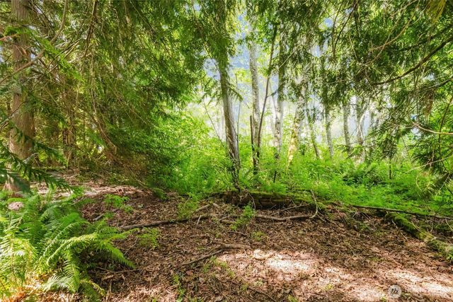 38743 Tinker Place NE, Hansville, WA 98340