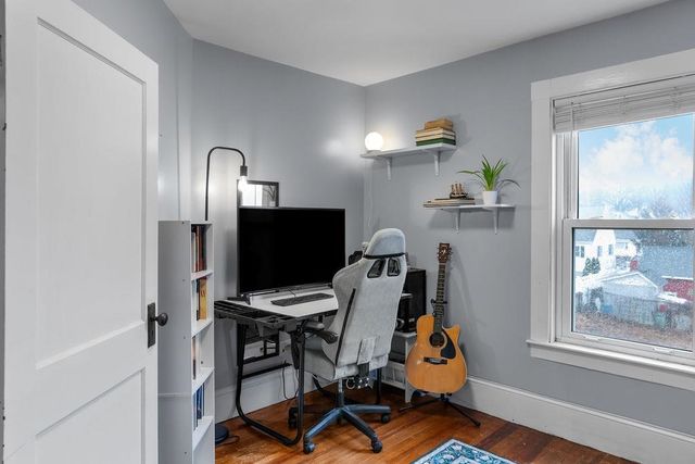 36 S Maple Street, Manchester, NH 03103