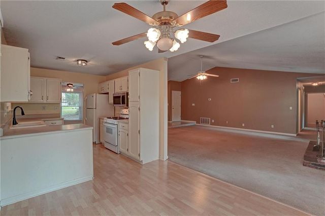 3115 Country Lake Drive, Powder Springs, GA 30127