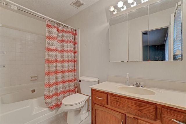 3115 Country Lake Drive, Powder Springs, GA 30127