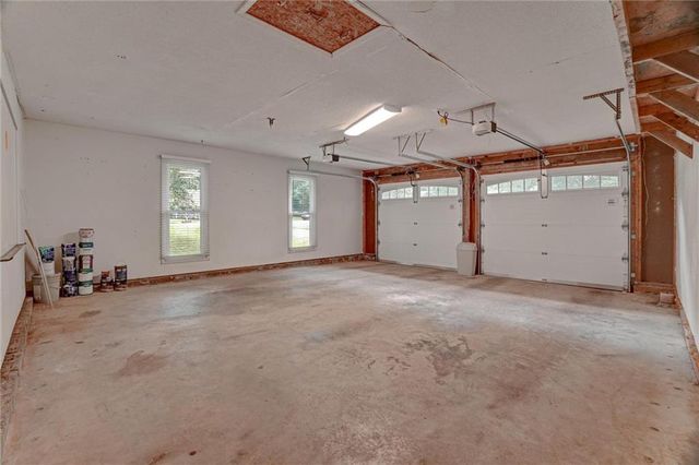 3115 Country Lake Drive, Powder Springs, GA 30127