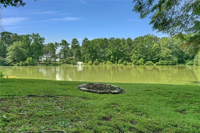 3115 Country Lake Drive, Powder Springs, GA 30127