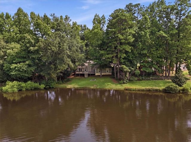 3115 Country Lake Drive, Powder Springs, GA 30127