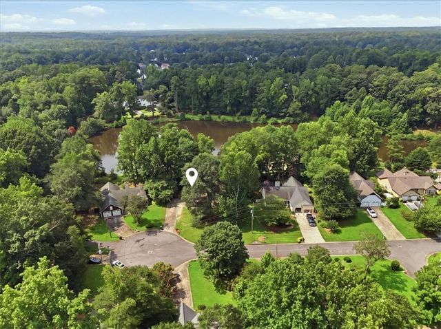 3115 Country Lake Drive, Powder Springs, GA 30127