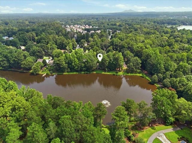 3115 Country Lake Drive, Powder Springs, GA 30127
