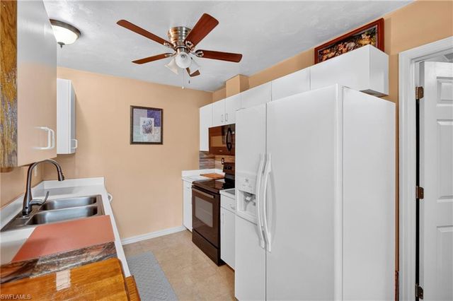 10020 Carolina ST 22, Bonita Springs, FL 34135