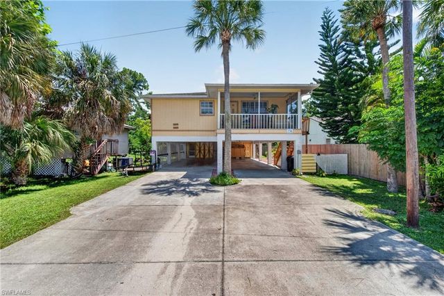 10020 Carolina ST 22, Bonita Springs, FL 34135