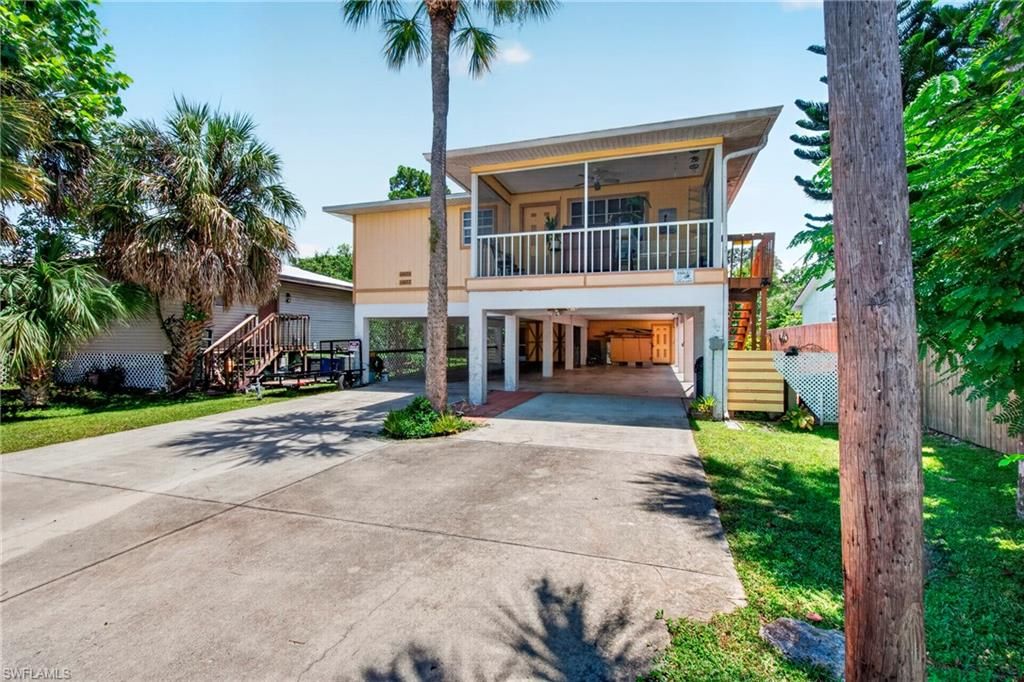 10020 Carolina ST 22, Bonita Springs, FL 34135
