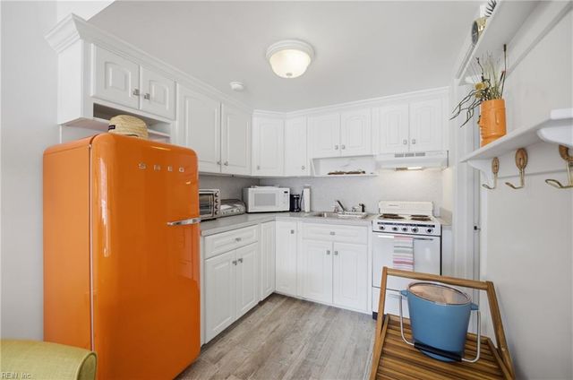 4005 Atlantic Ave Apt 112, Virginia Beach, VA 23451