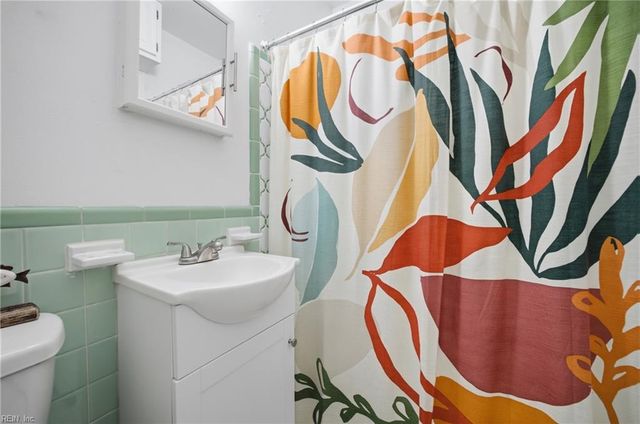 4005 Atlantic Ave Apt 112, Virginia Beach, VA 23451