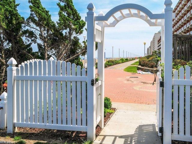 4005 Atlantic Ave Apt 112, Virginia Beach, VA 23451