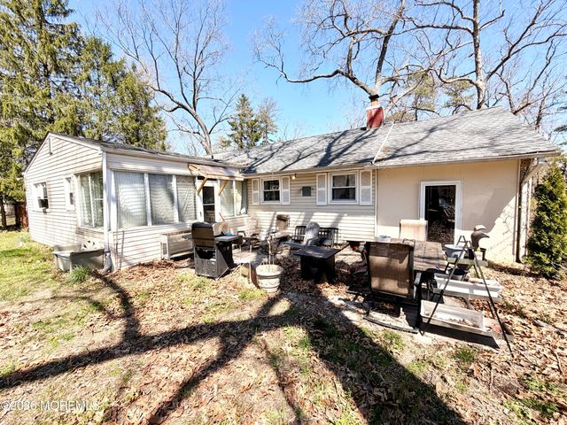 5 Pear Avenue, Browns Mills, NJ 08015