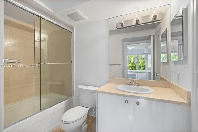 20000 E Country Club Drive 306, Aventura, FL 33180