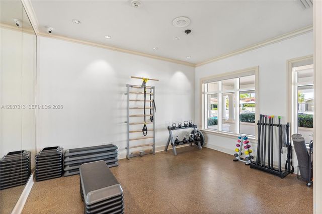 20000 E Country Club Drive 306, Aventura, FL 33180