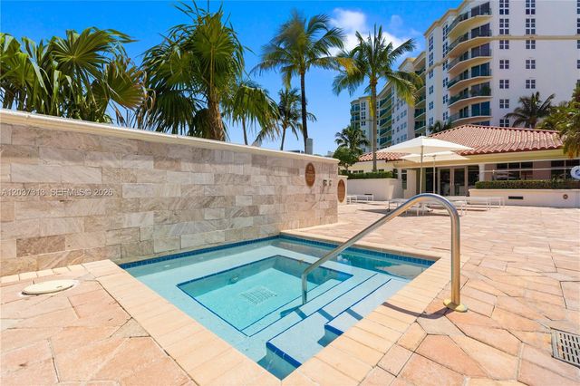 20000 E Country Club Drive 306, Aventura, FL 33180