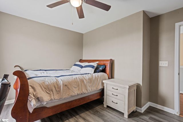 107 Castleton Circle, Boiling Springs, SC 29316