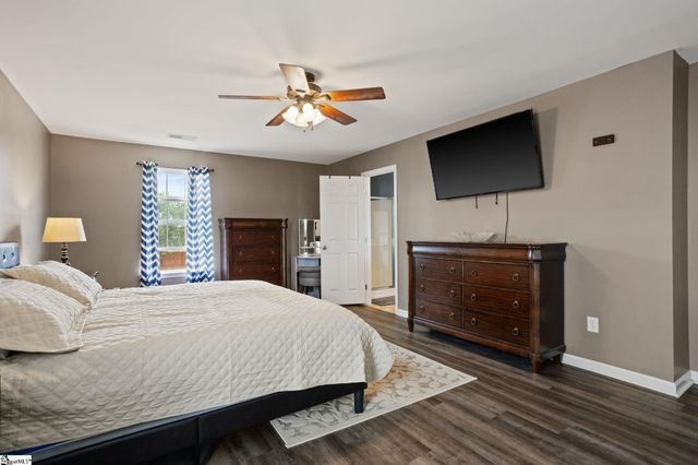 107 Castleton Circle, Boiling Springs, SC 29316