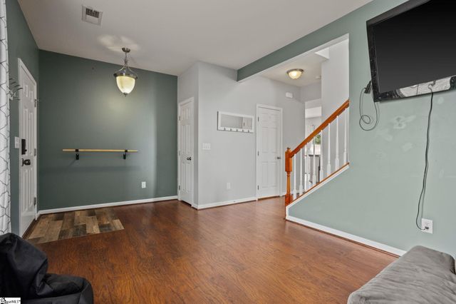 107 Castleton Circle, Boiling Springs, SC 29316