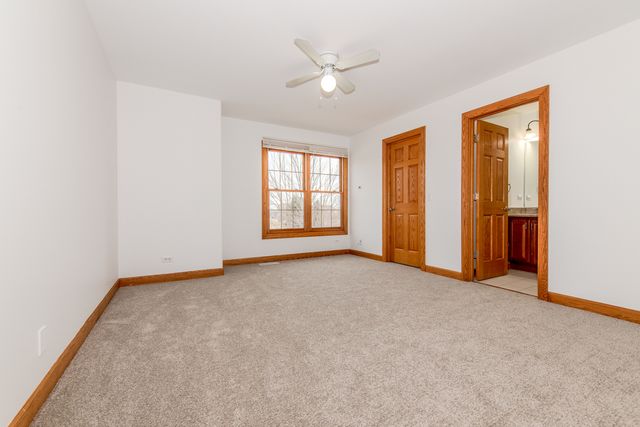 27009 Ashgate Crossing, Plainfield, IL 60585