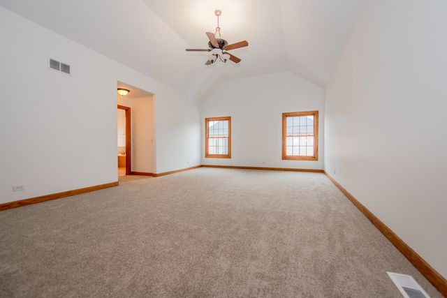 27009 Ashgate Crossing, Plainfield, IL 60585