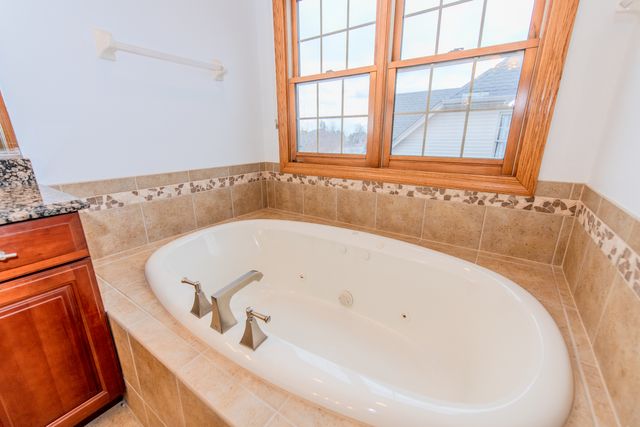 27009 Ashgate Crossing, Plainfield, IL 60585