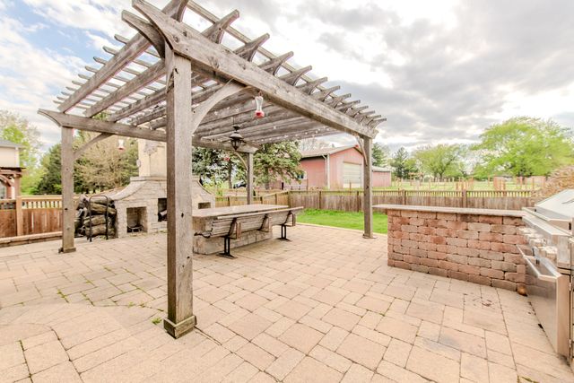 27009 Ashgate Crossing, Plainfield, IL 60585