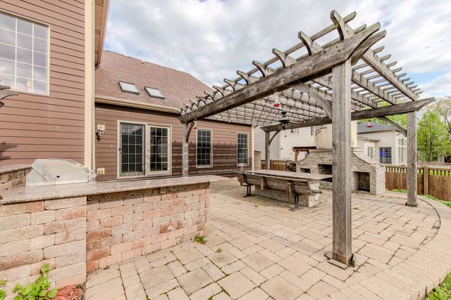 27009 Ashgate Crossing, Plainfield, IL 60585