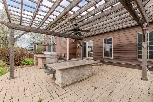 27009 Ashgate Crossing, Plainfield, IL 60585